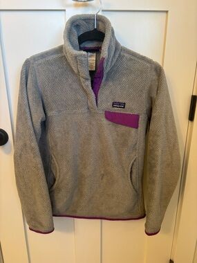 Patagonia Gray Fleece Pullover with Purple Accents